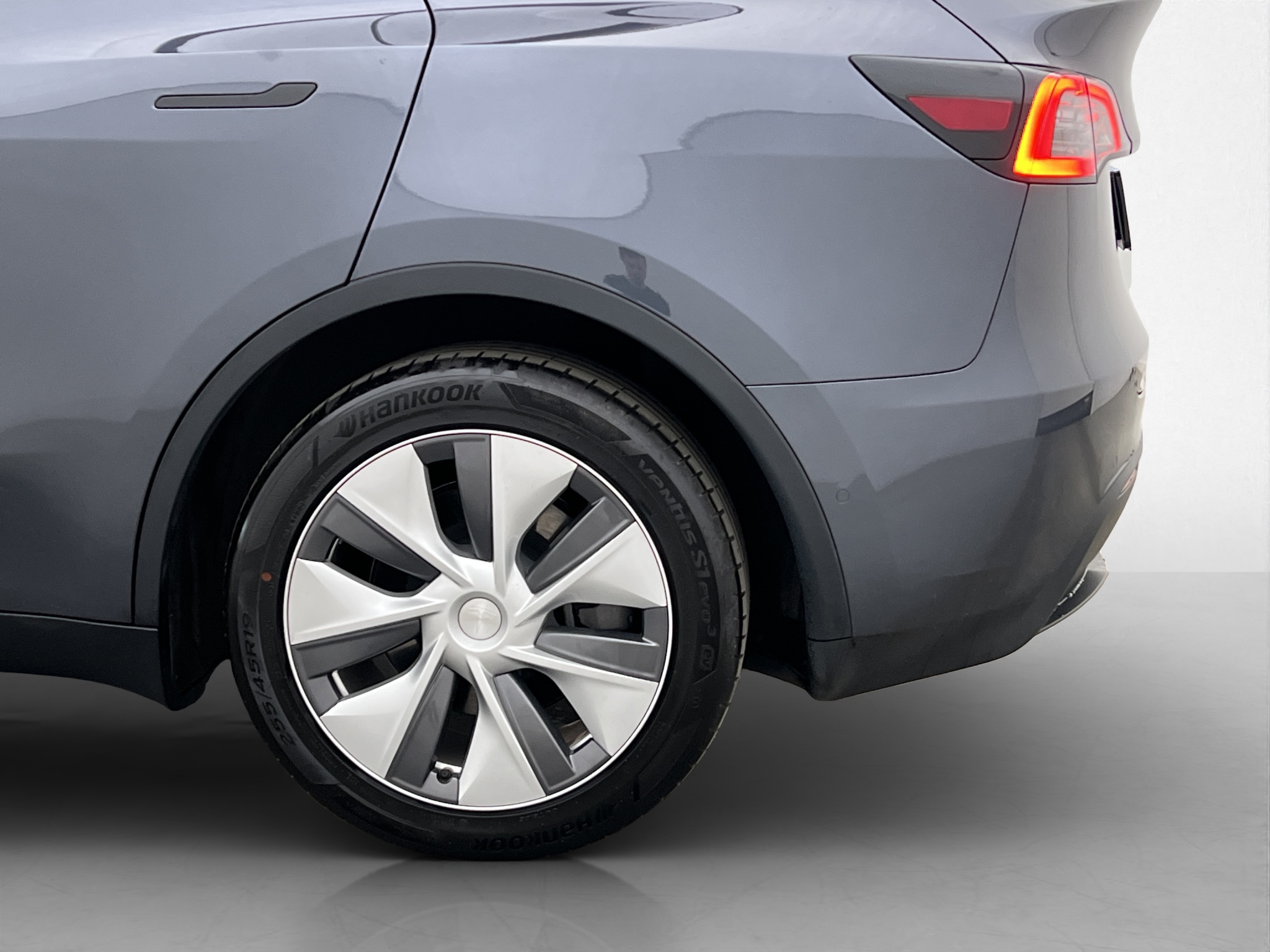 Tesla Model Y Long Range AWD, 514hp, 2022