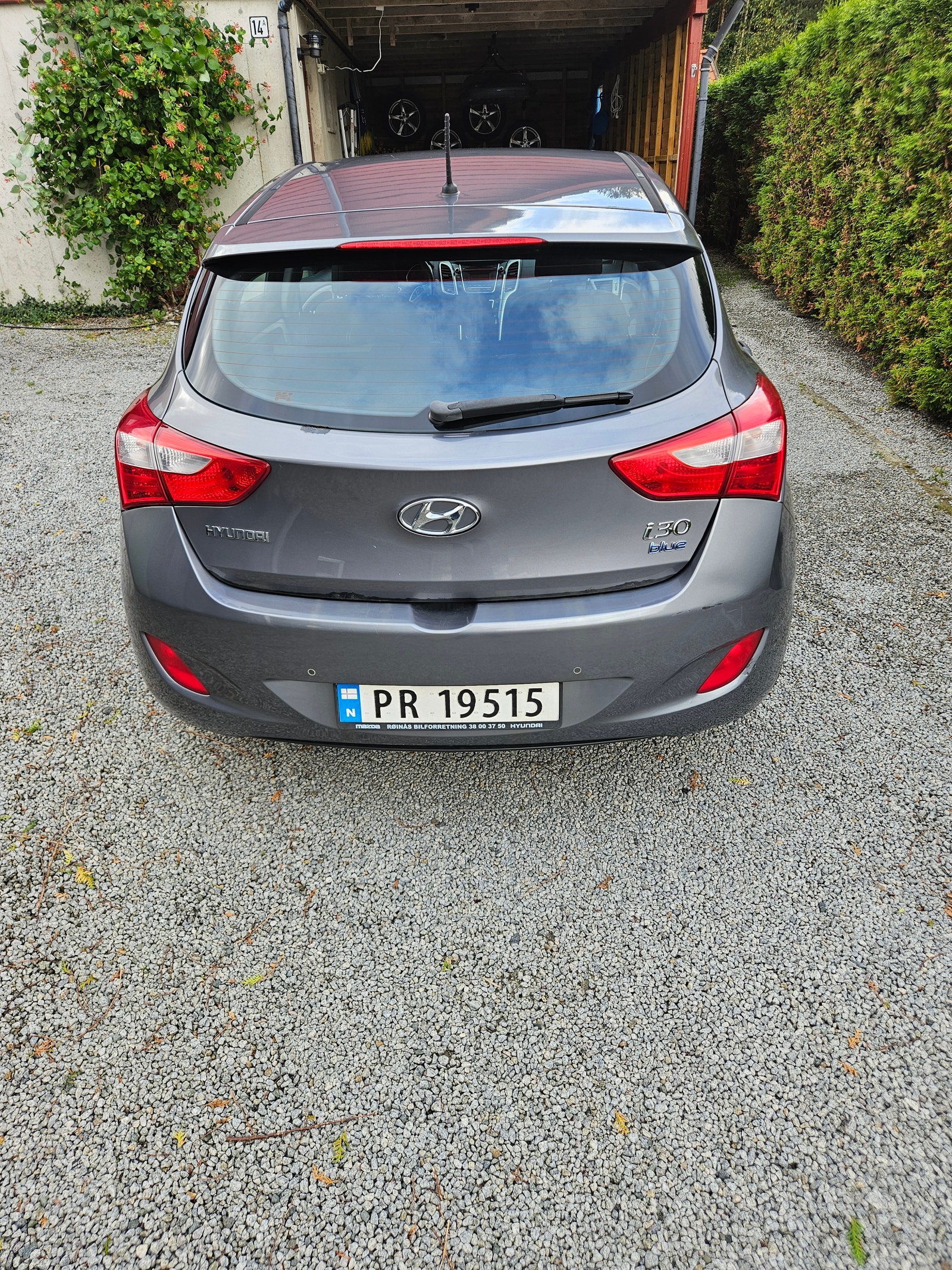 Hyundai i30 5-door 1.6 CRDi Manual, 6-trins, 110ps, 2013