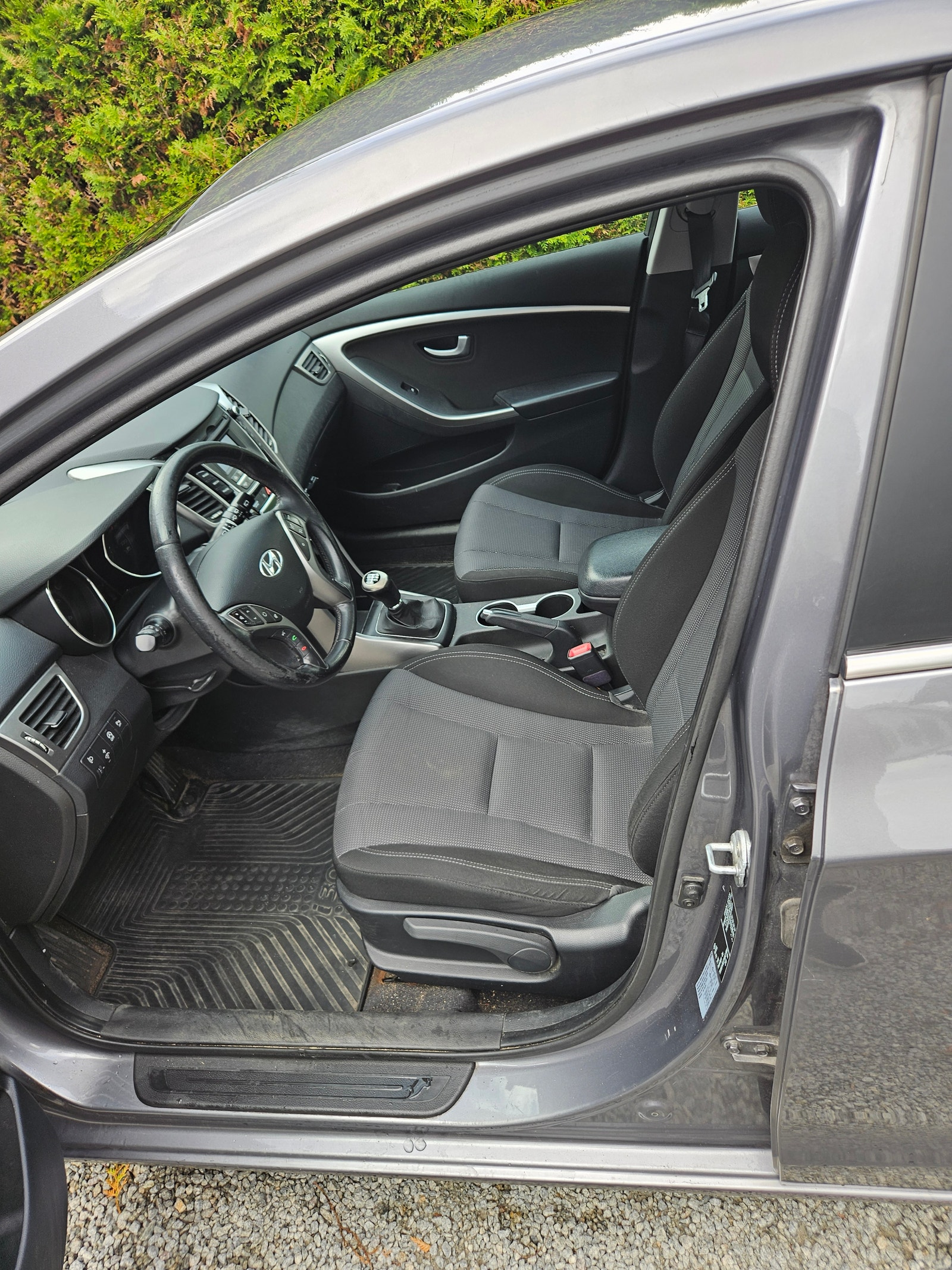 Hyundai i30 5-door 1.6 CRDi Manual, 6-trins, 110ps, 2013