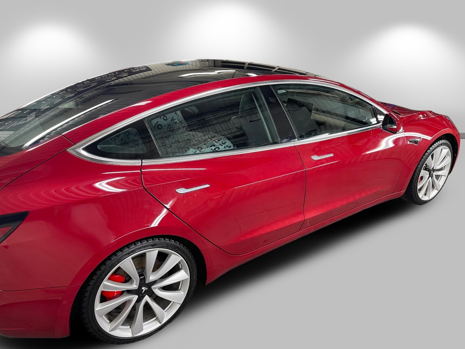 Tesla Model 3 Performance, 513hk, 2019