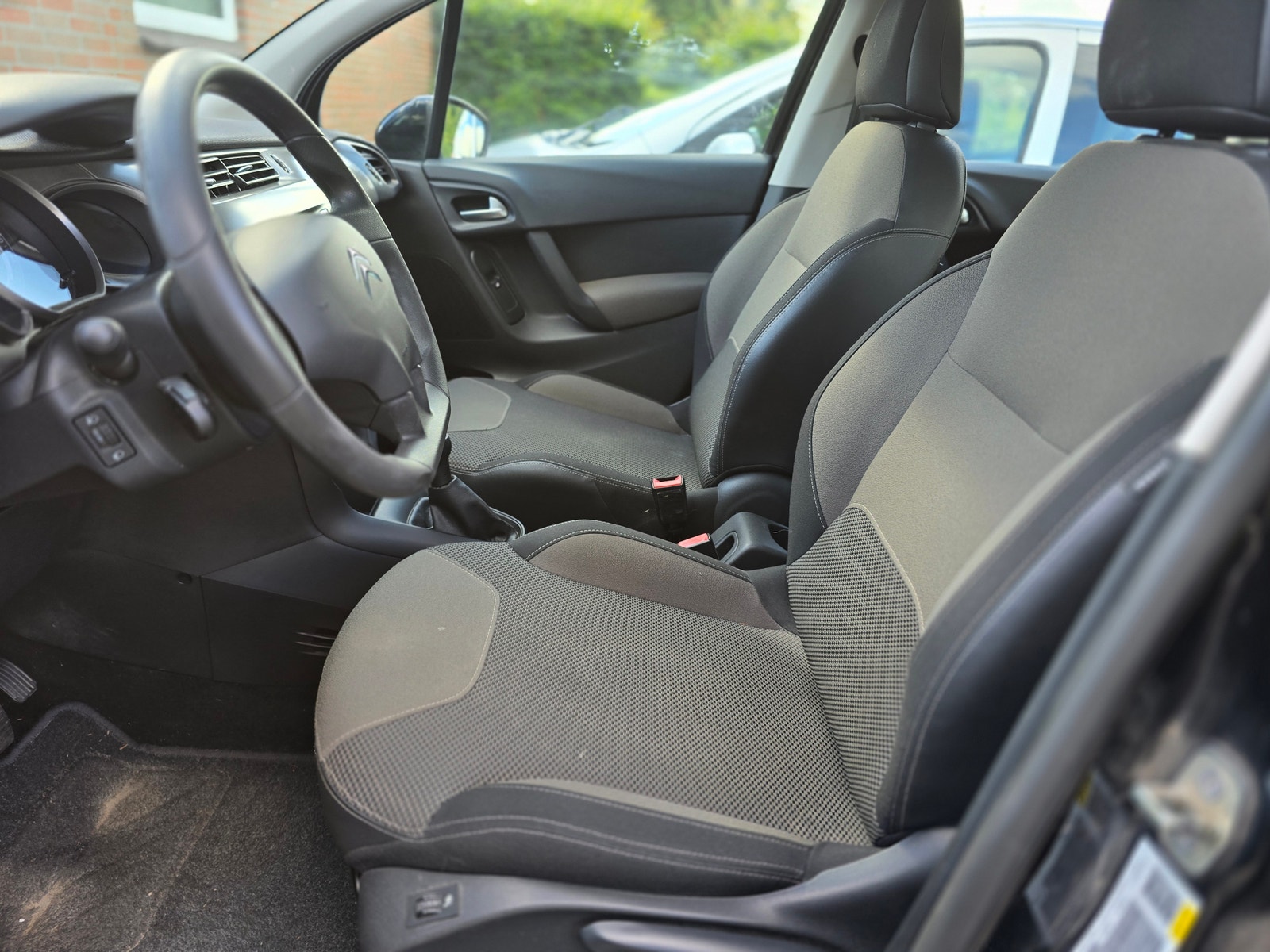 Citroën C3 1.4 HDi 70 Manual, 68hp, 2013