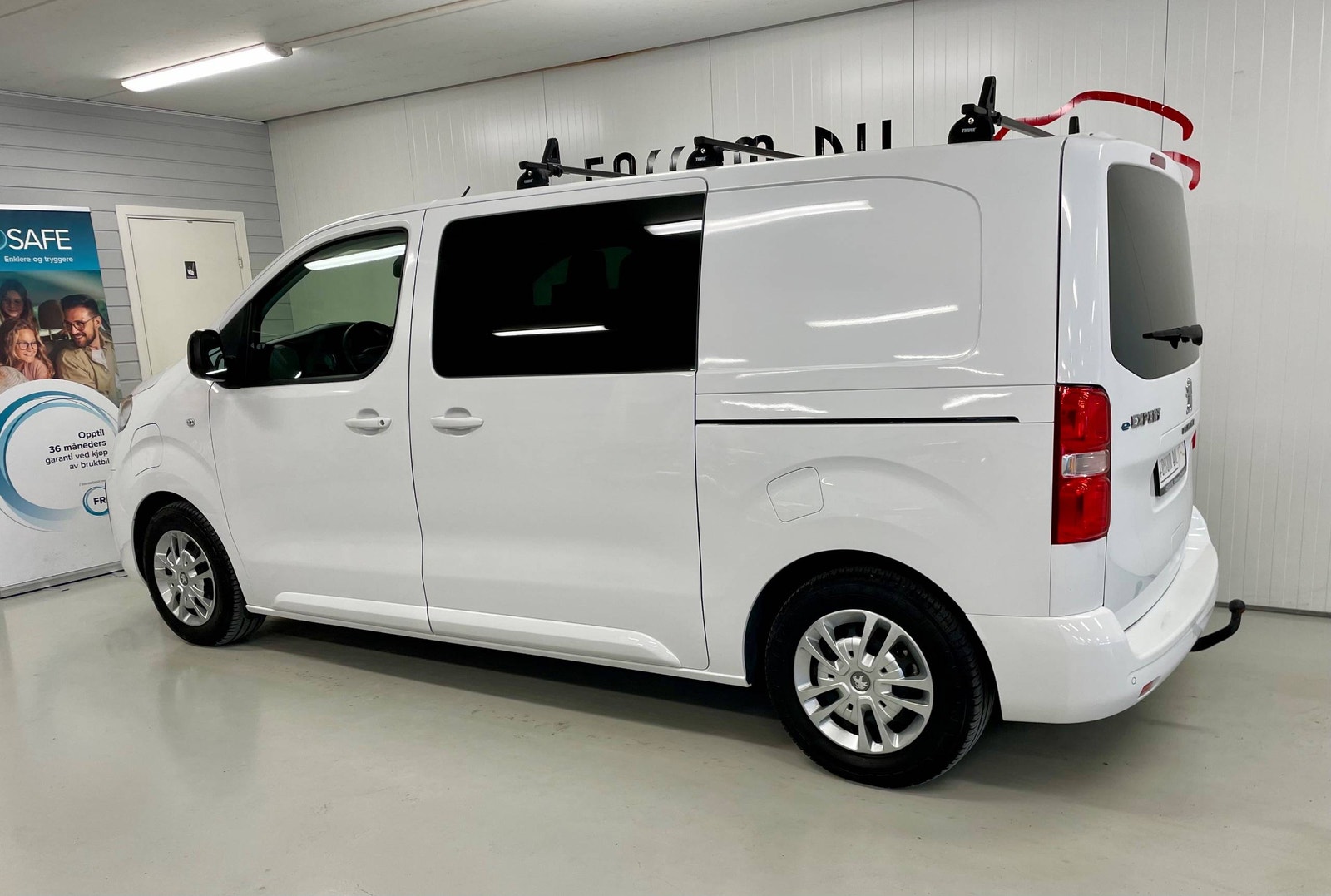 Peugeot e-Expert 75, 136hp, 2022