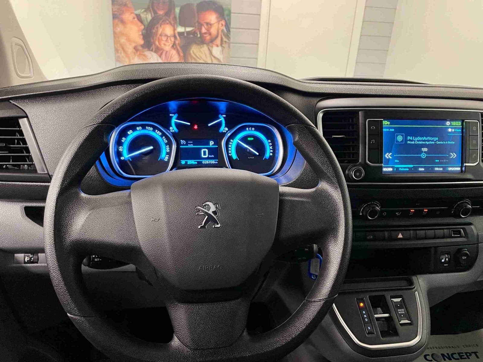 Peugeot e-Expert 75, 136hp, 2022