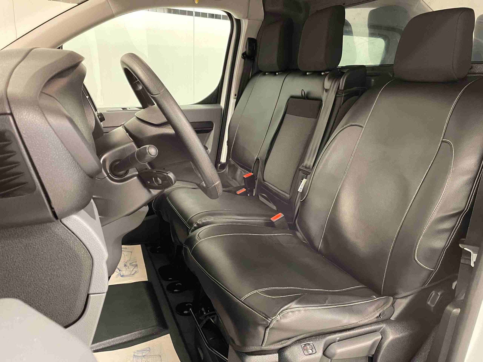 Peugeot e-Expert 75, 136hp, 2022