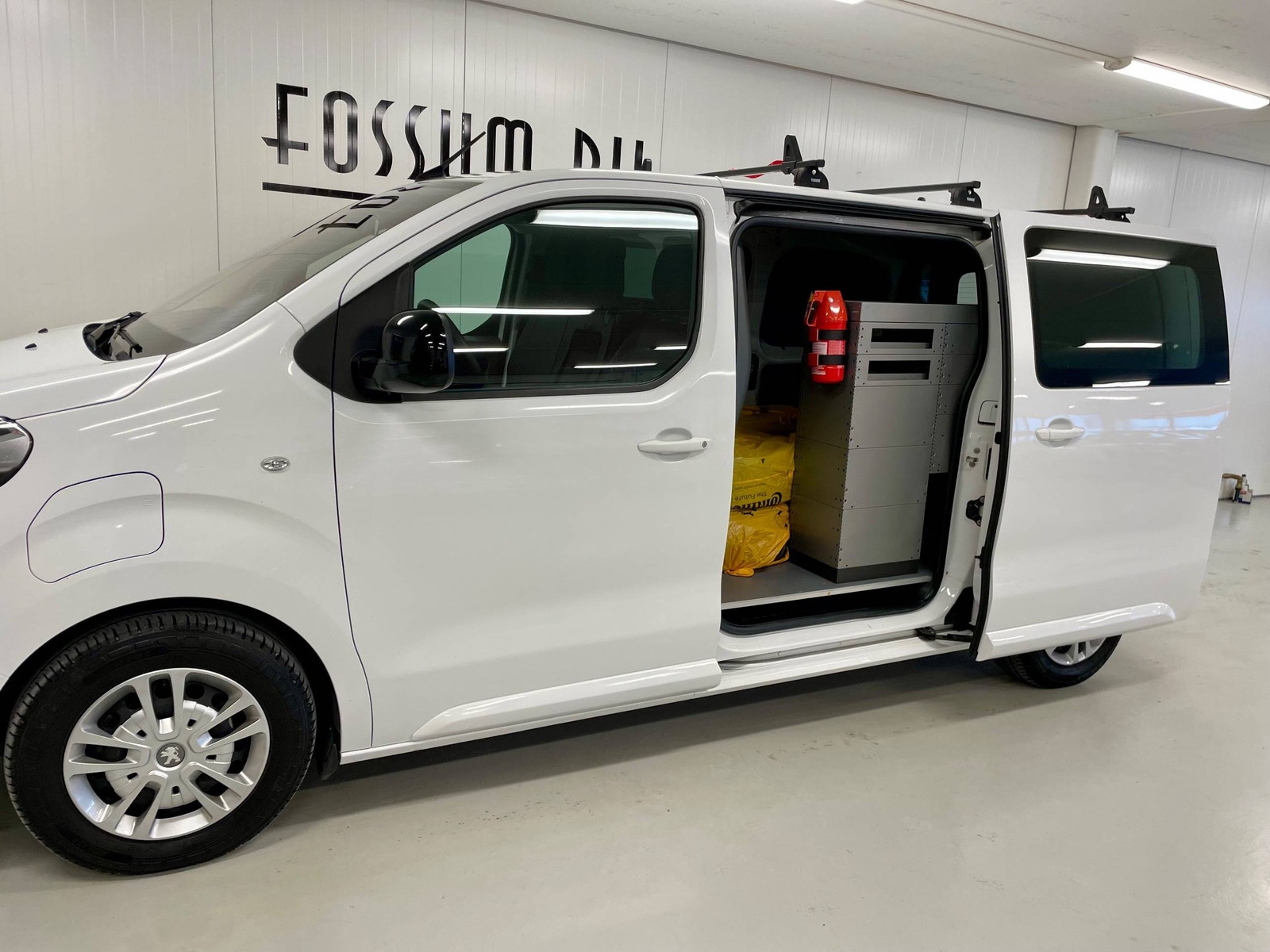 Peugeot e-Expert 75, 136hp, 2022