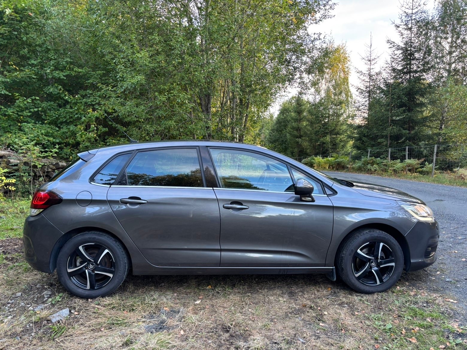 Citroën C4 1.2 PureTech Manual, 5-trins, 110ps, 2015