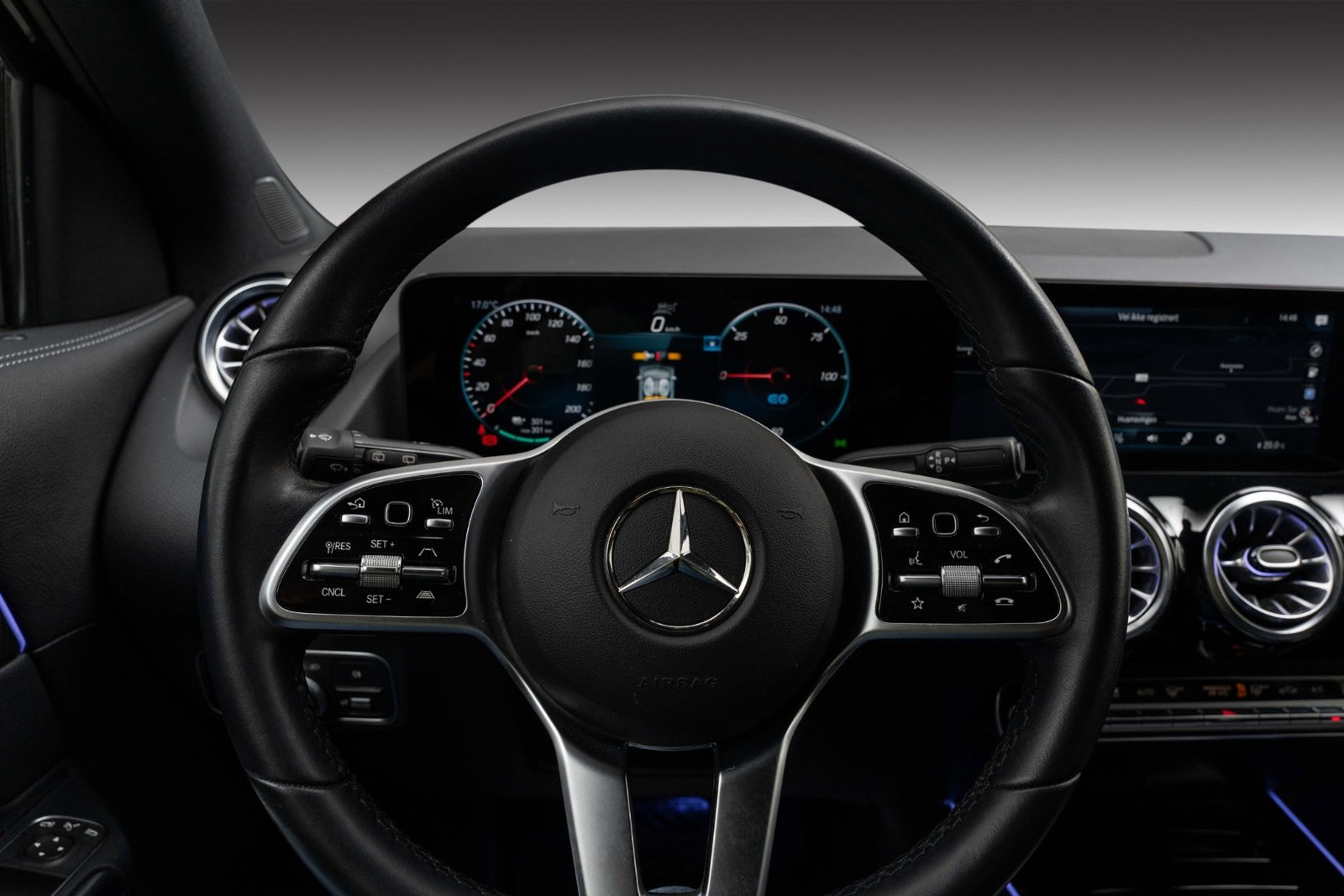 Mercedes-Benz EQA 250, 190ps, 2022