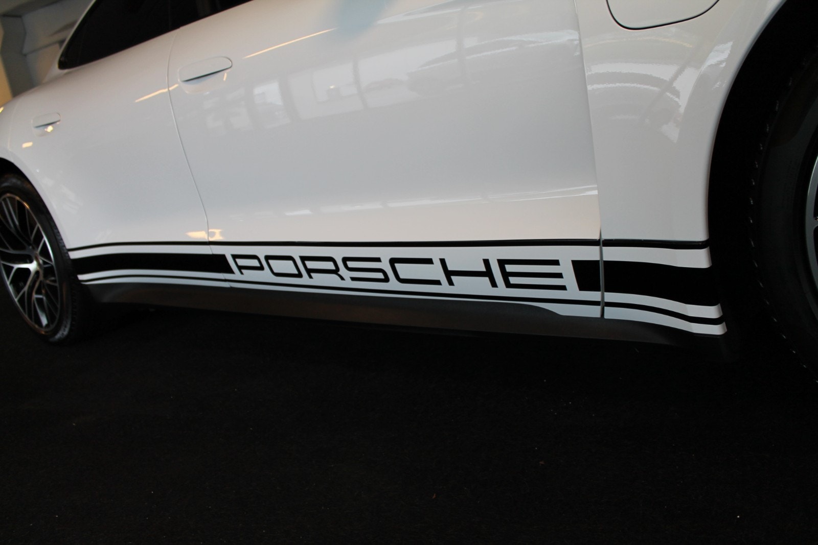 Porsche Taycan Direct Drive/automatisk, 2-trinn, 326hk, 2021