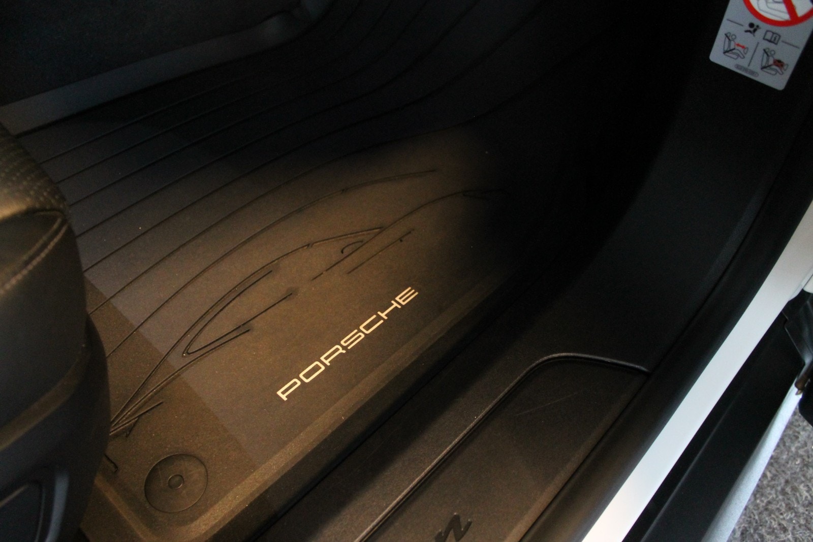 Porsche Taycan Direct Drive/automatisk, 2-trinn, 326hk, 2021