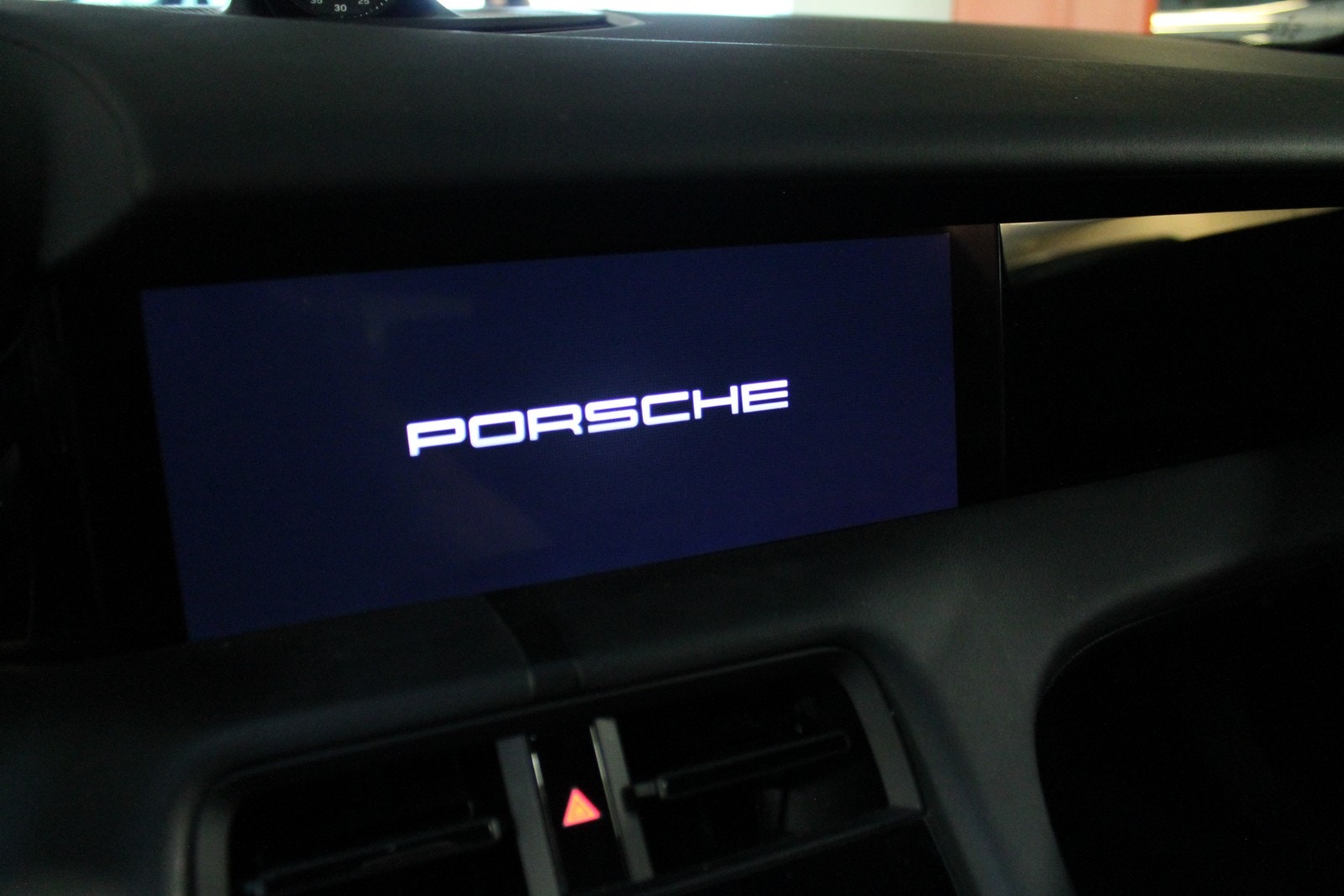 Porsche Taycan Direct Drive/automatisk, 2-trinn, 326hk, 2021