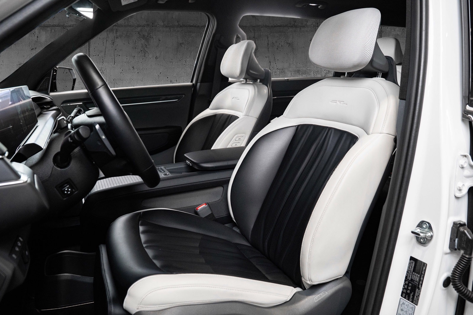 Kia EV9 AWD, 385hp, 2024