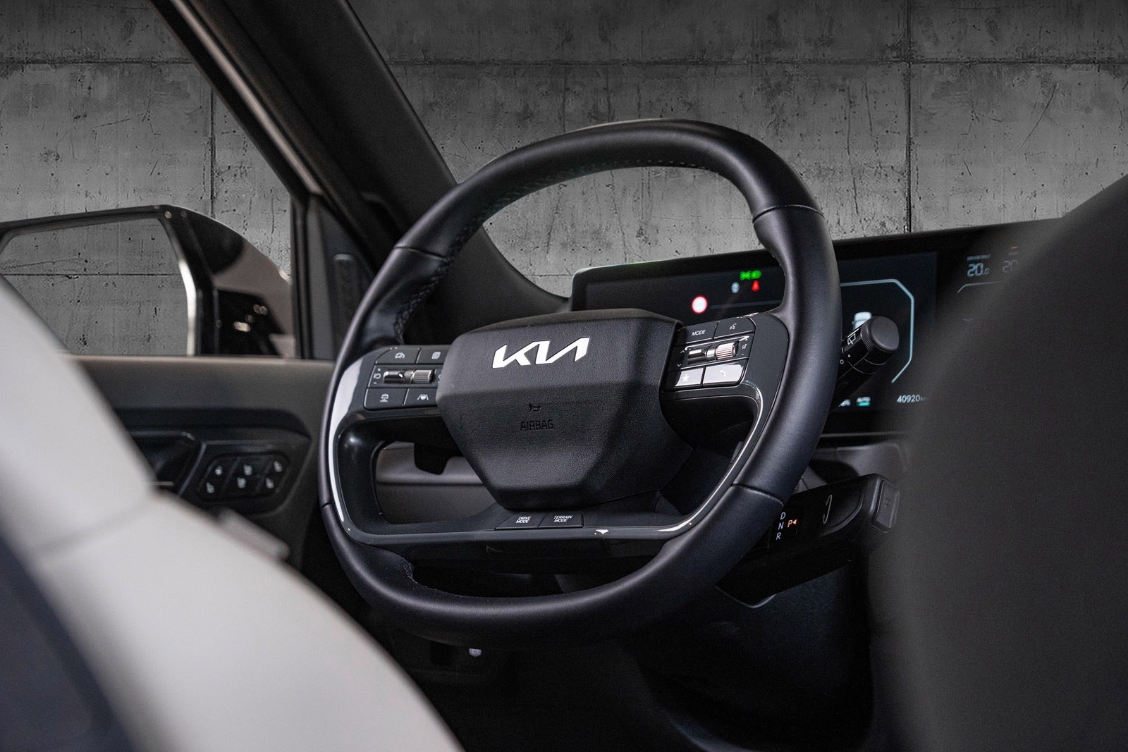 Kia EV9 AWD, 385hp, 2024