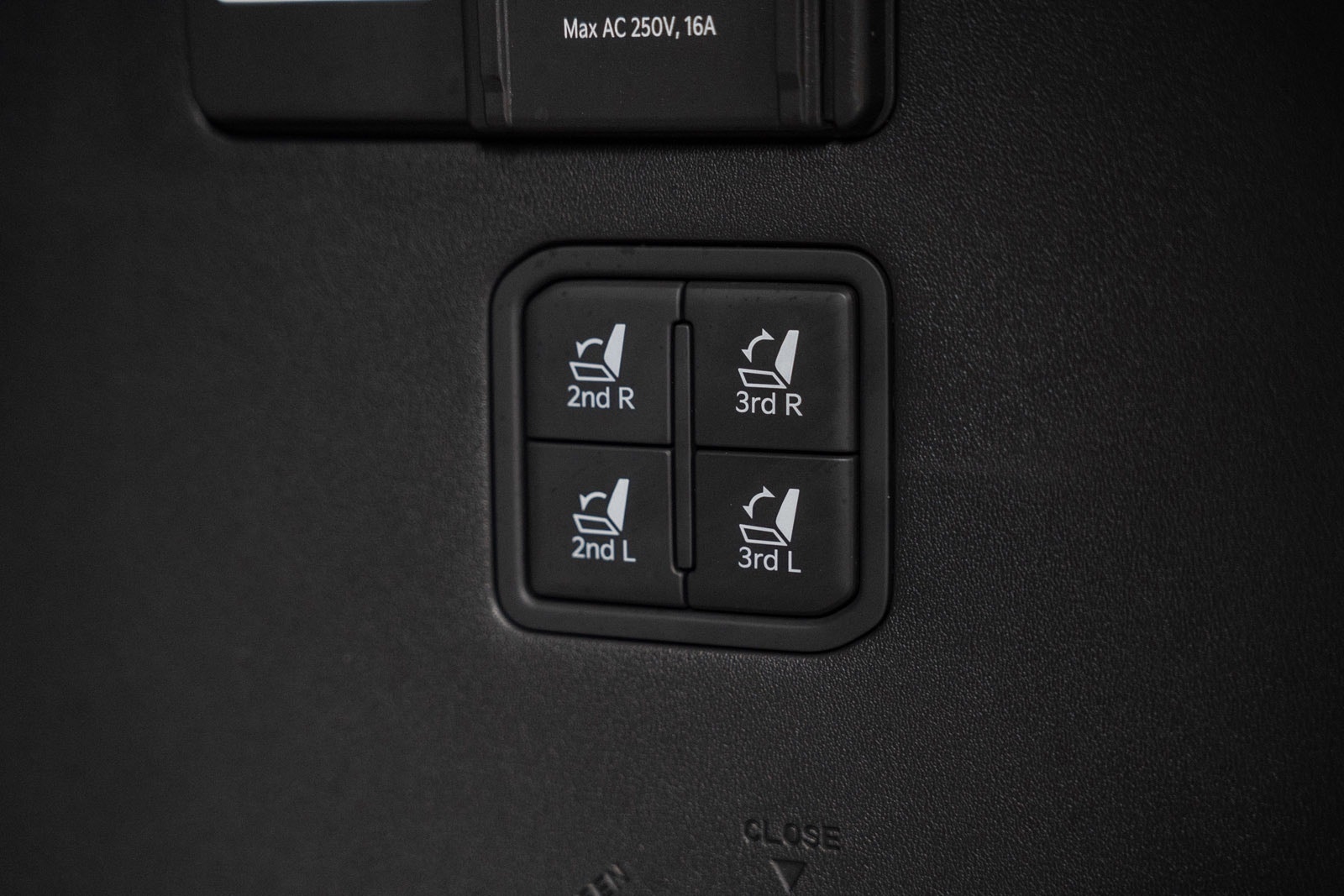 Kia EV9 AWD, 385hp, 2024