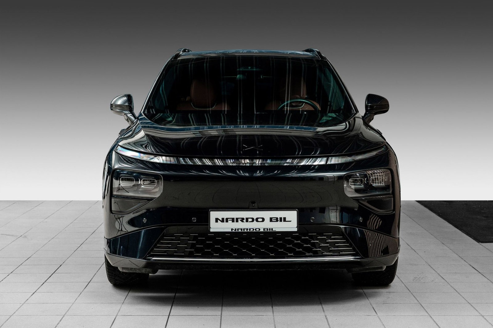 XPENG G9 Performance, 551ps, 2024