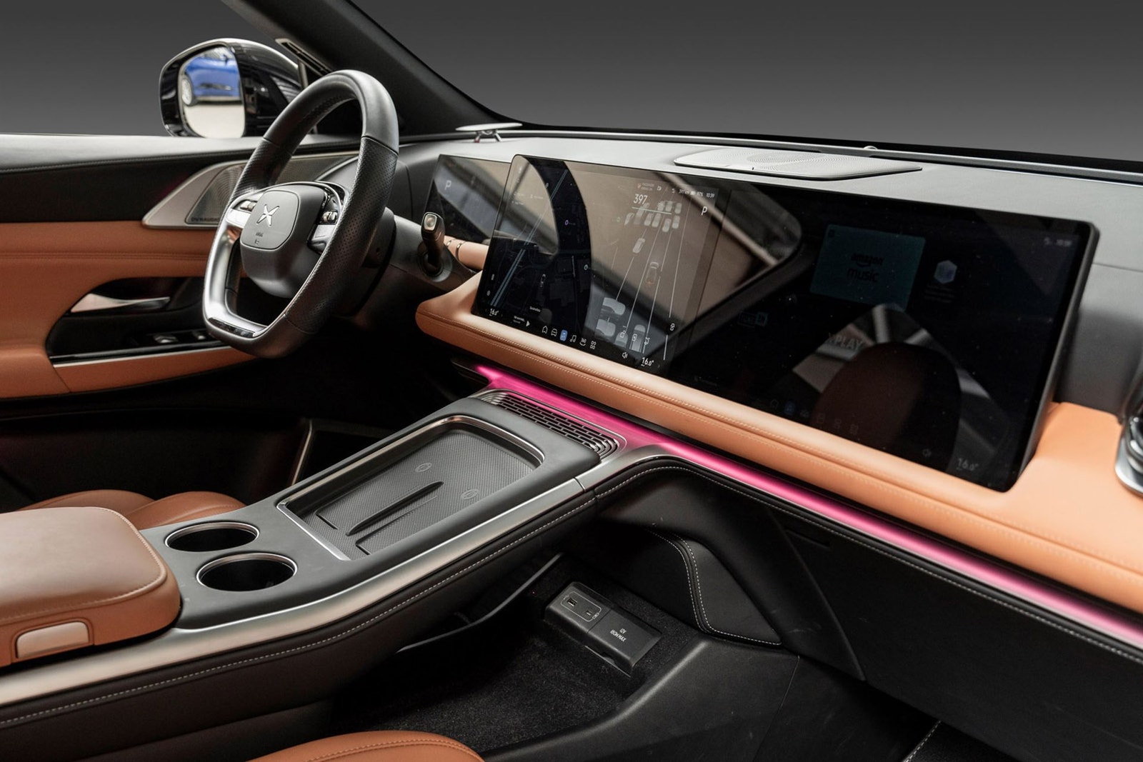 XPENG G9 Performance, 551ps, 2024
