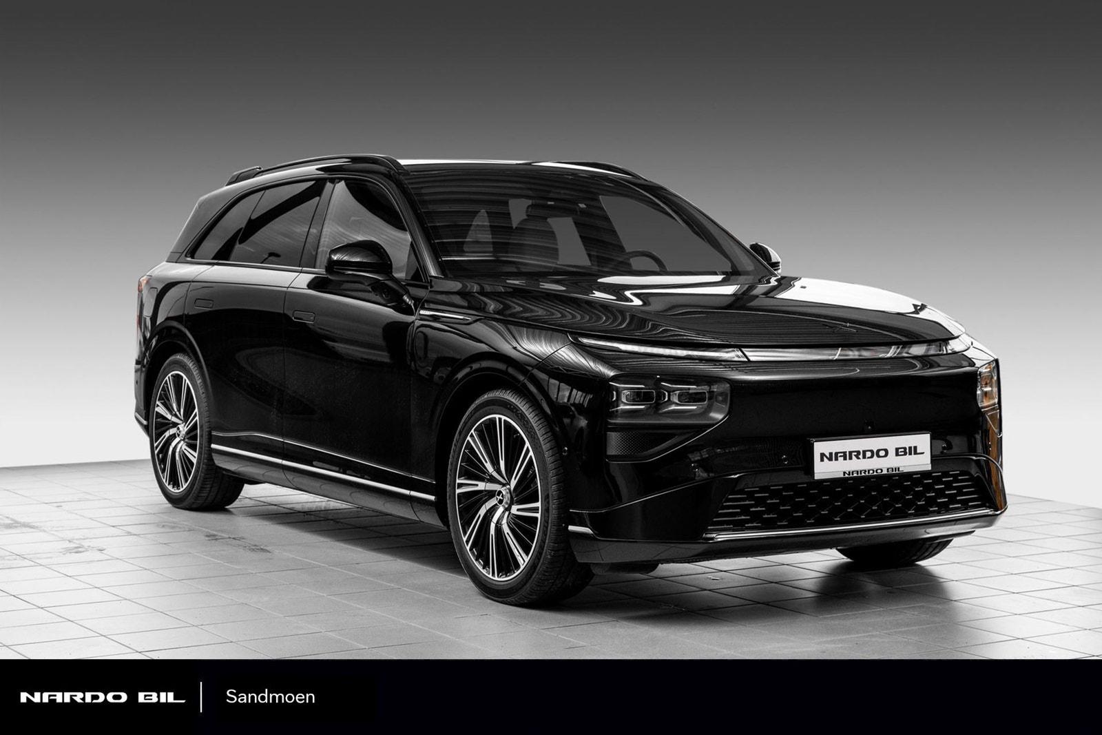 XPENG G9 Performance, 551hp, 2024