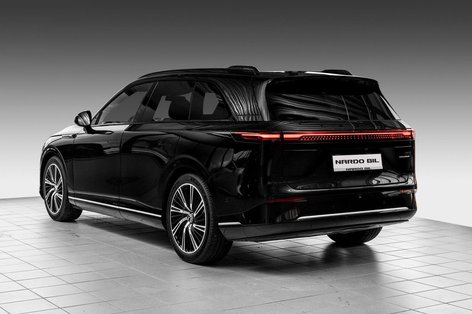 XPENG G9 Performance, 551hp, 2024