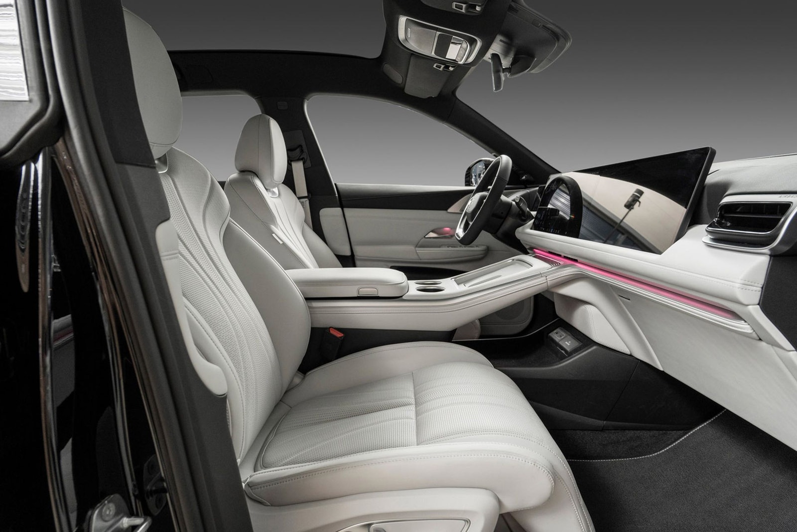 XPENG G9 Performance, 551hp, 2024