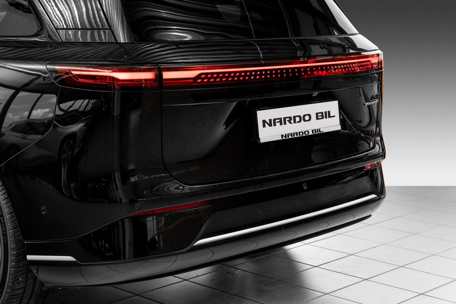 XPENG G9 Performance, 551hp, 2024