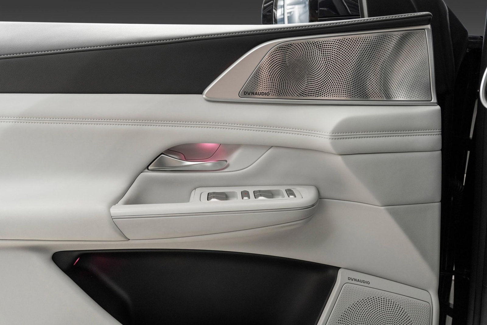 XPENG G9 Performance, 551hp, 2024