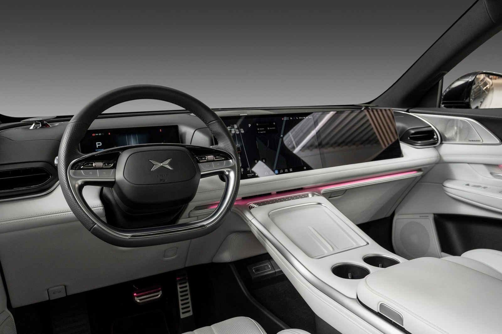 XPENG G9 Performance, 551hp, 2024