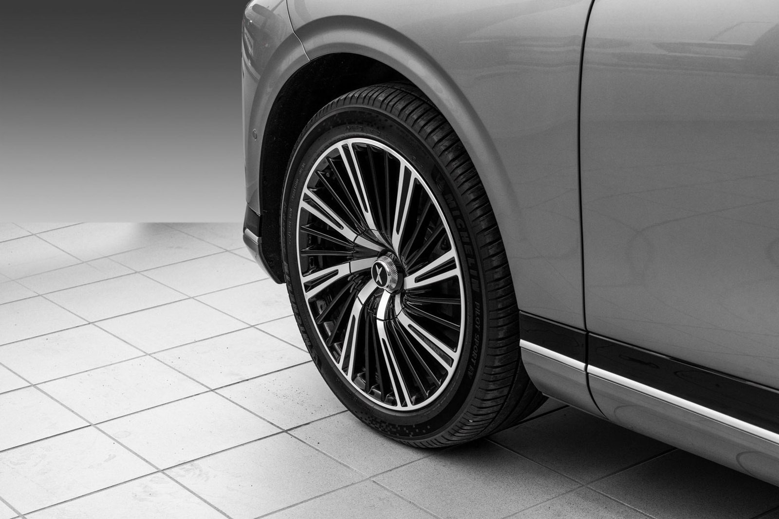 XPENG G9 Performance, 575ps, 2025