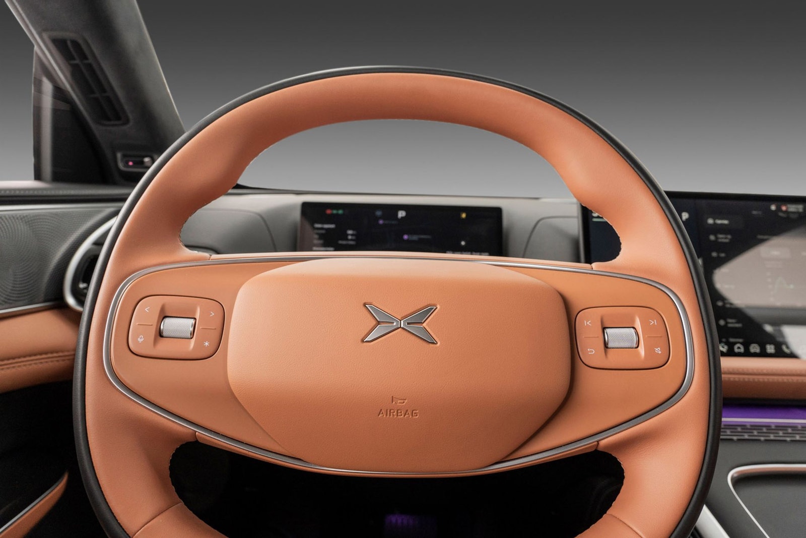 XPENG G9 Performance, 575ps, 2025