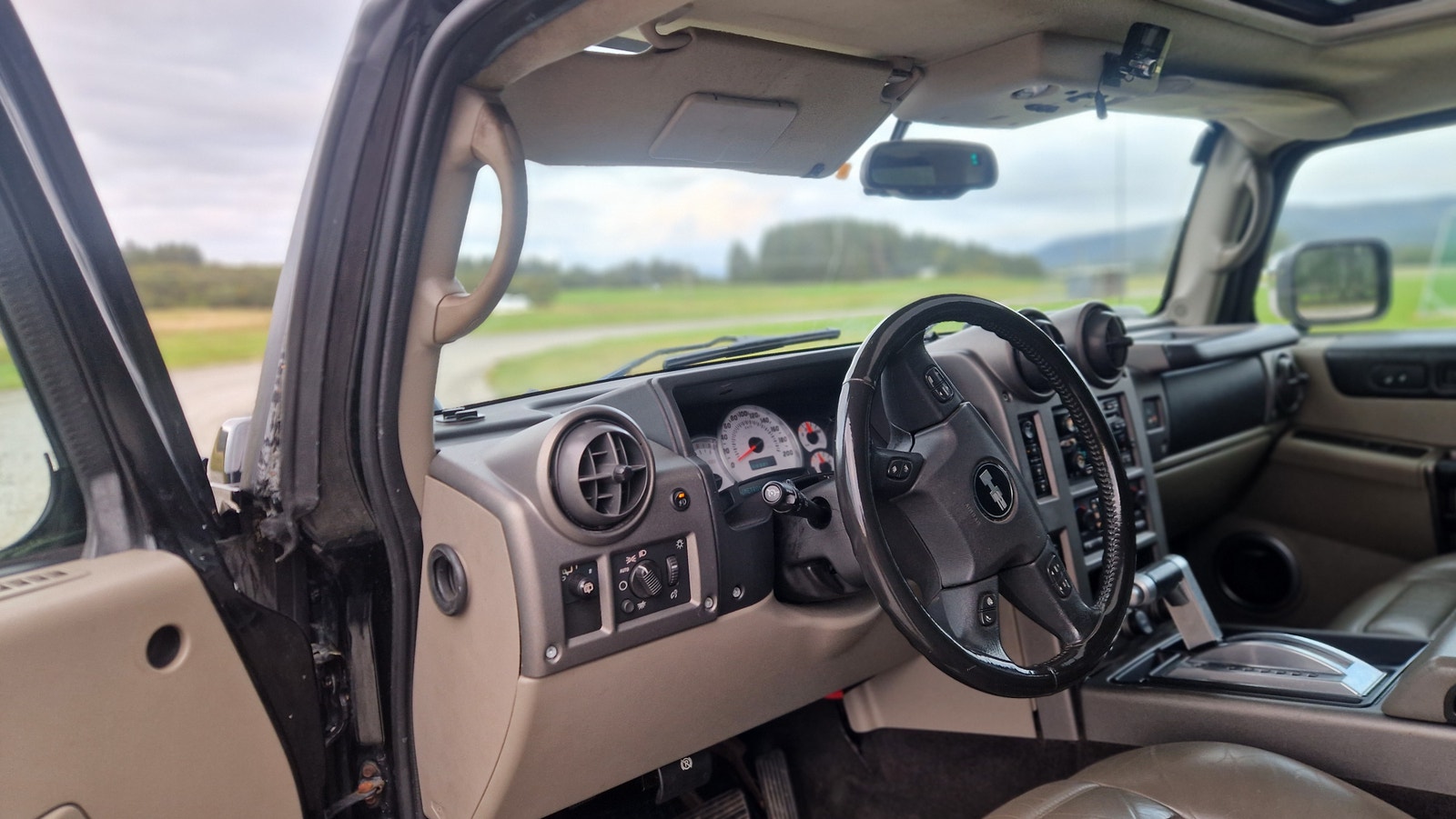 Hummer H2 6.0 V8 Automatic, 4-trins, 321ps, 2004