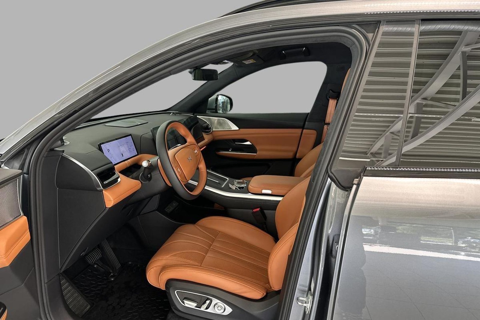 XPENG G9 Performance, 575hp, 2025