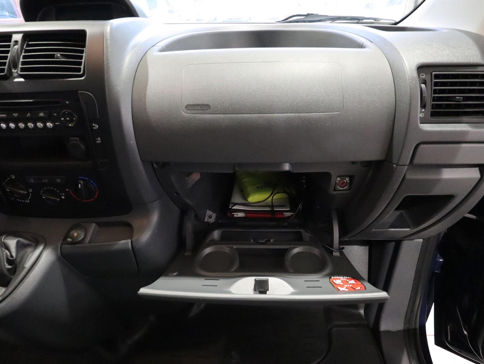 Citroën Jumpy Van 2.0 HDi Manual, 6-trins, 128ps, 2015
