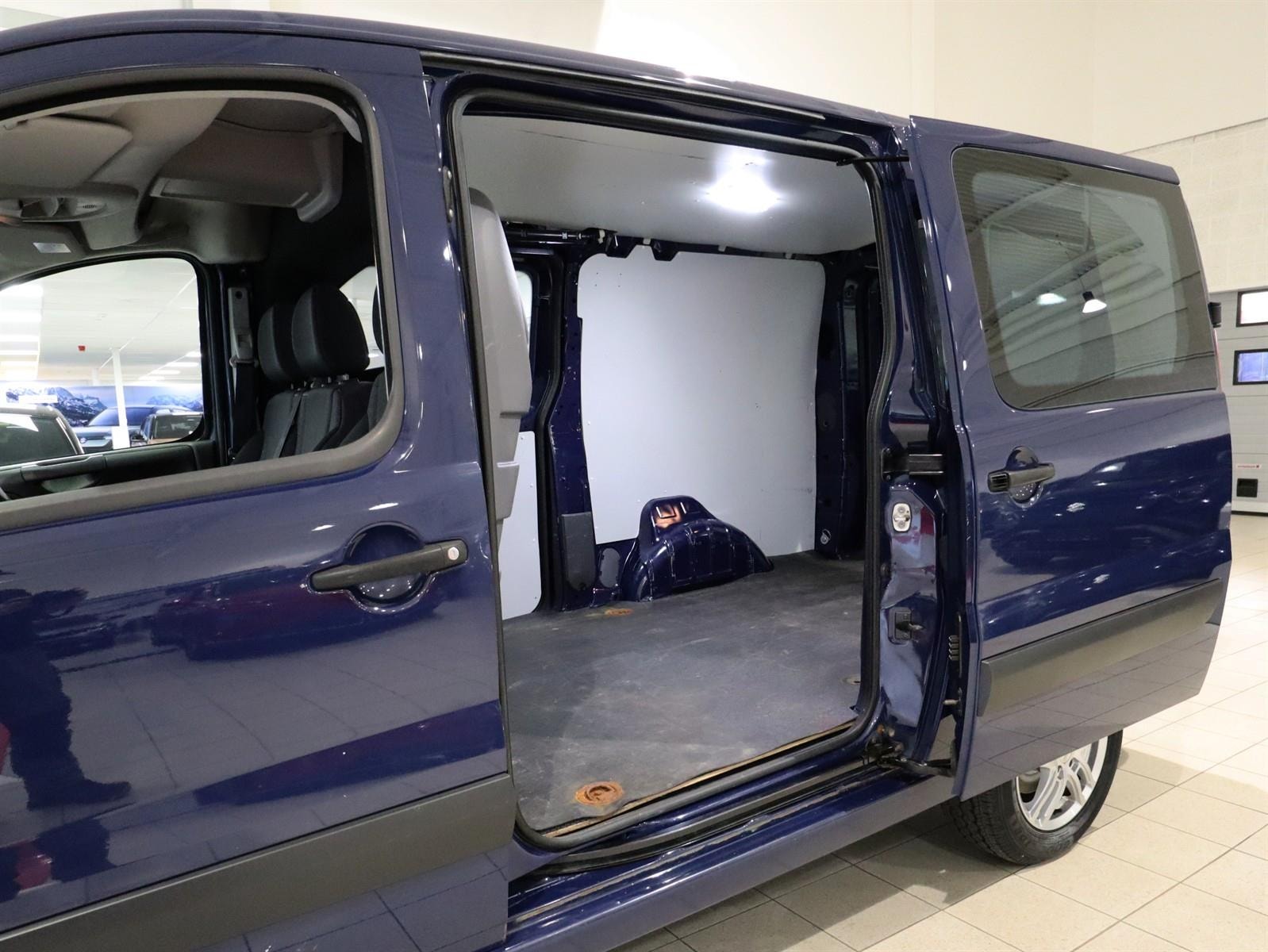 Citroën Jumpy Van 2.0 HDi Manual, 6-trins, 128ps, 2015