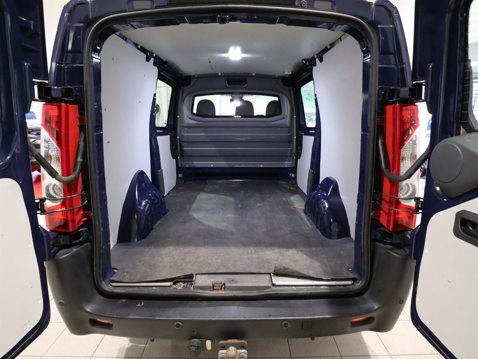Citroën Jumpy Van 2.0 HDi Manual, 6-trins, 128ps, 2015
