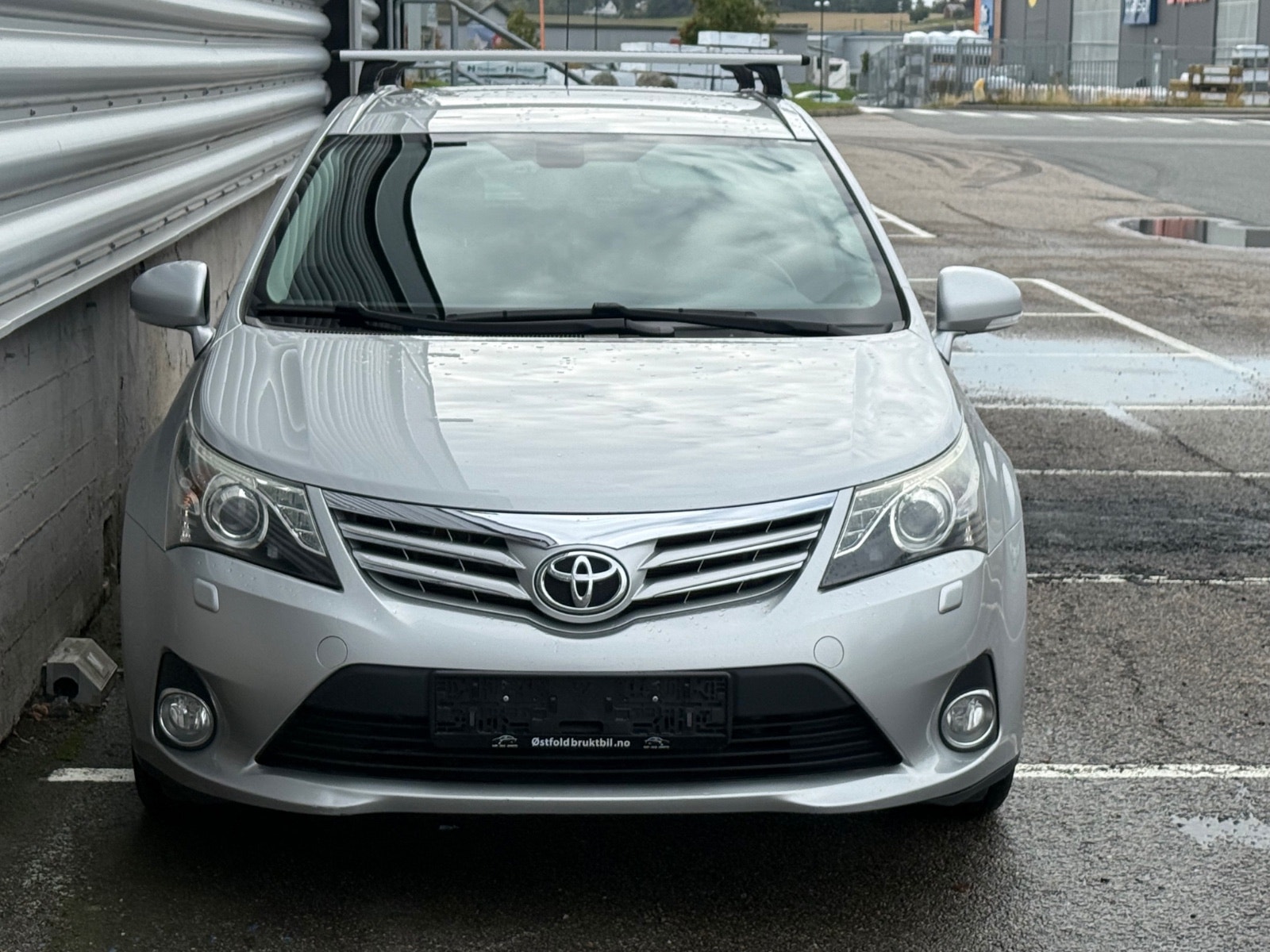 Toyota Avensis Combi 1.8 Valvematic Multidrive S, 147hp, 2013