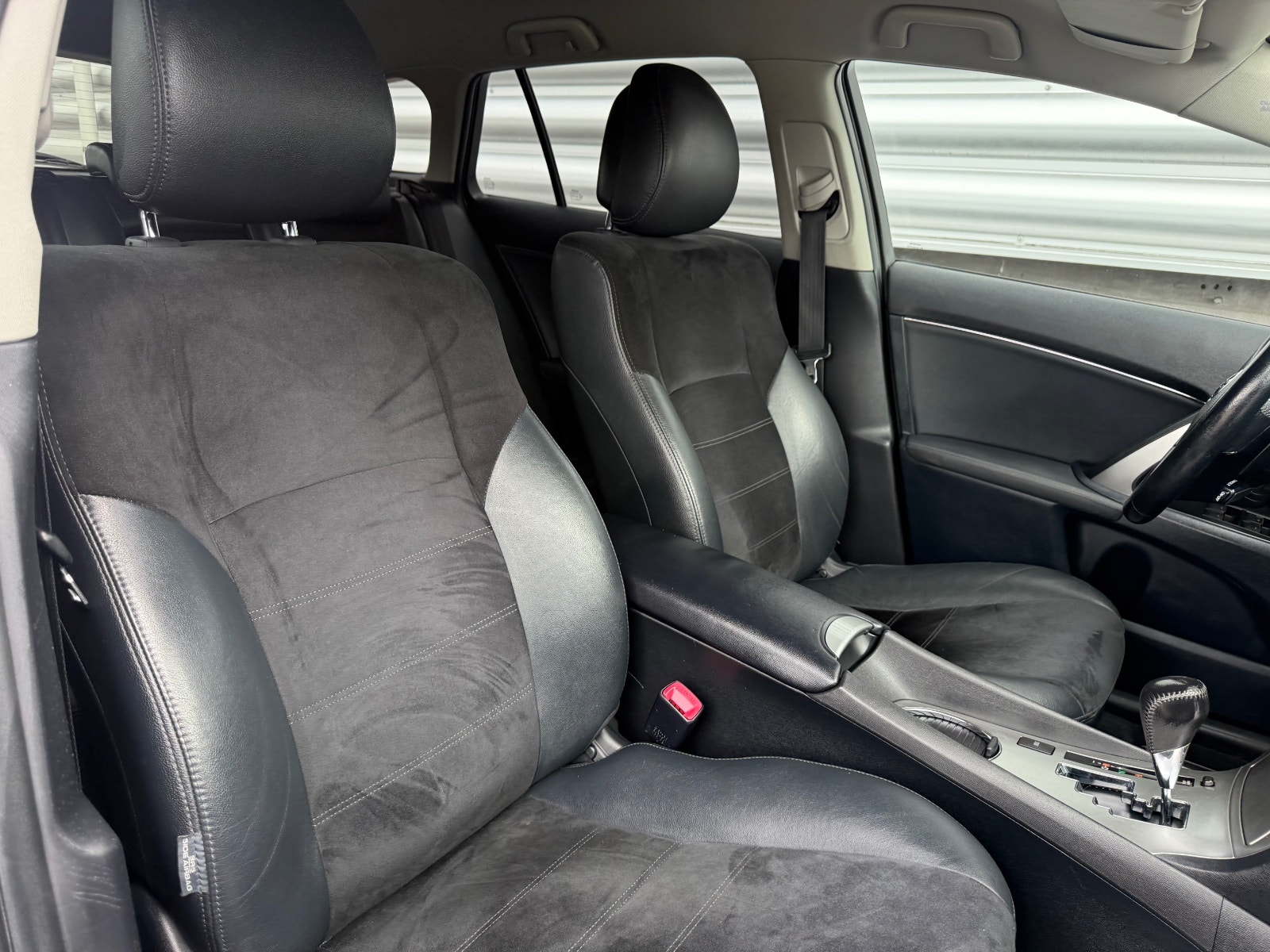 Toyota Avensis Combi 1.8 Valvematic Multidrive S, 147hp, 2013