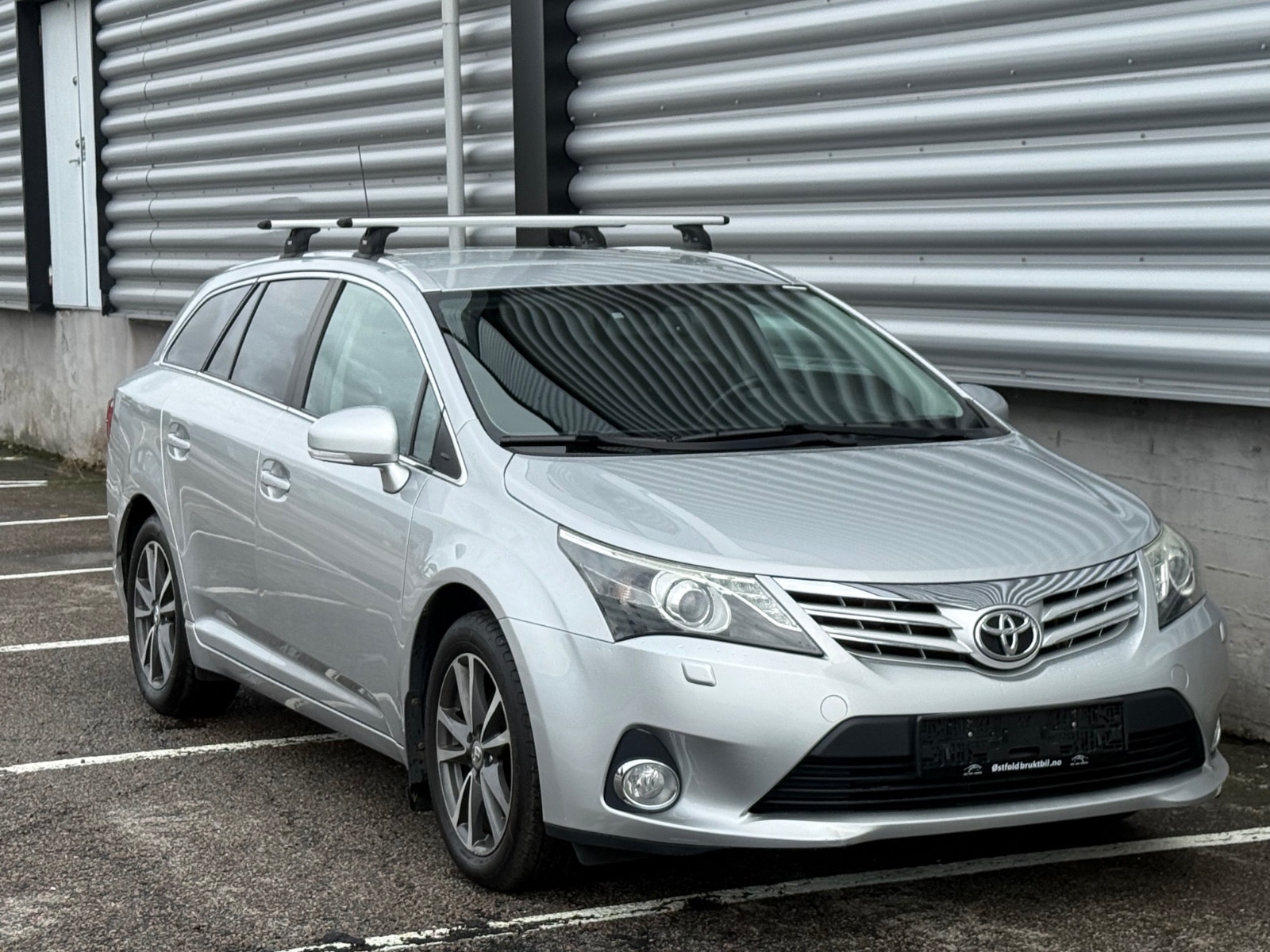 Toyota Avensis Combi 1.8 Valvematic Multidrive S, 147hp, 2013