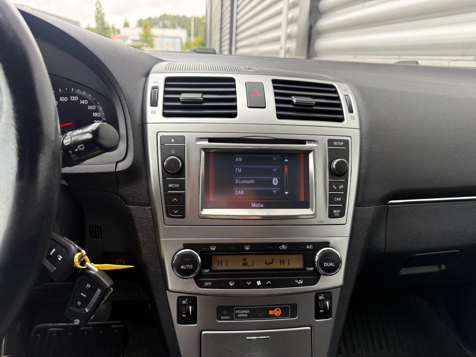 Toyota Avensis Combi 1.8 Valvematic Multidrive S, 147hp, 2013