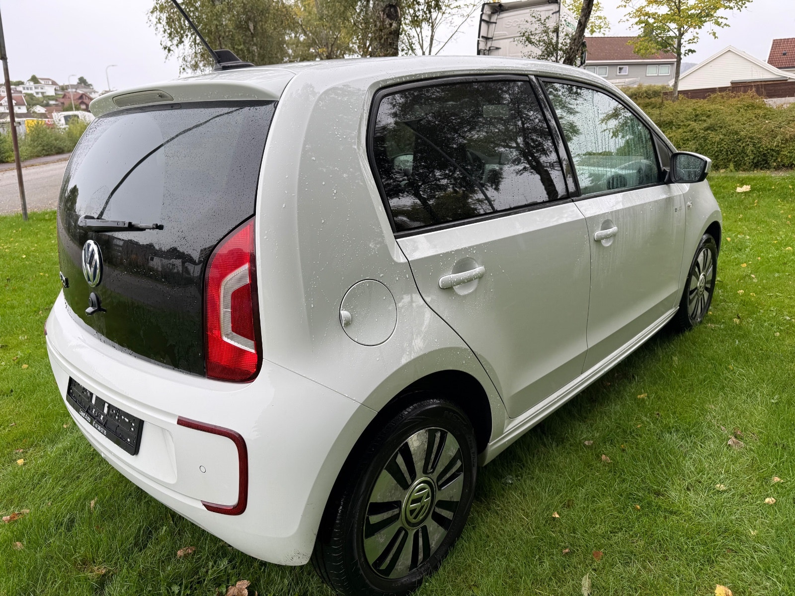 Volkswagen e-up!, 82ps, 2014