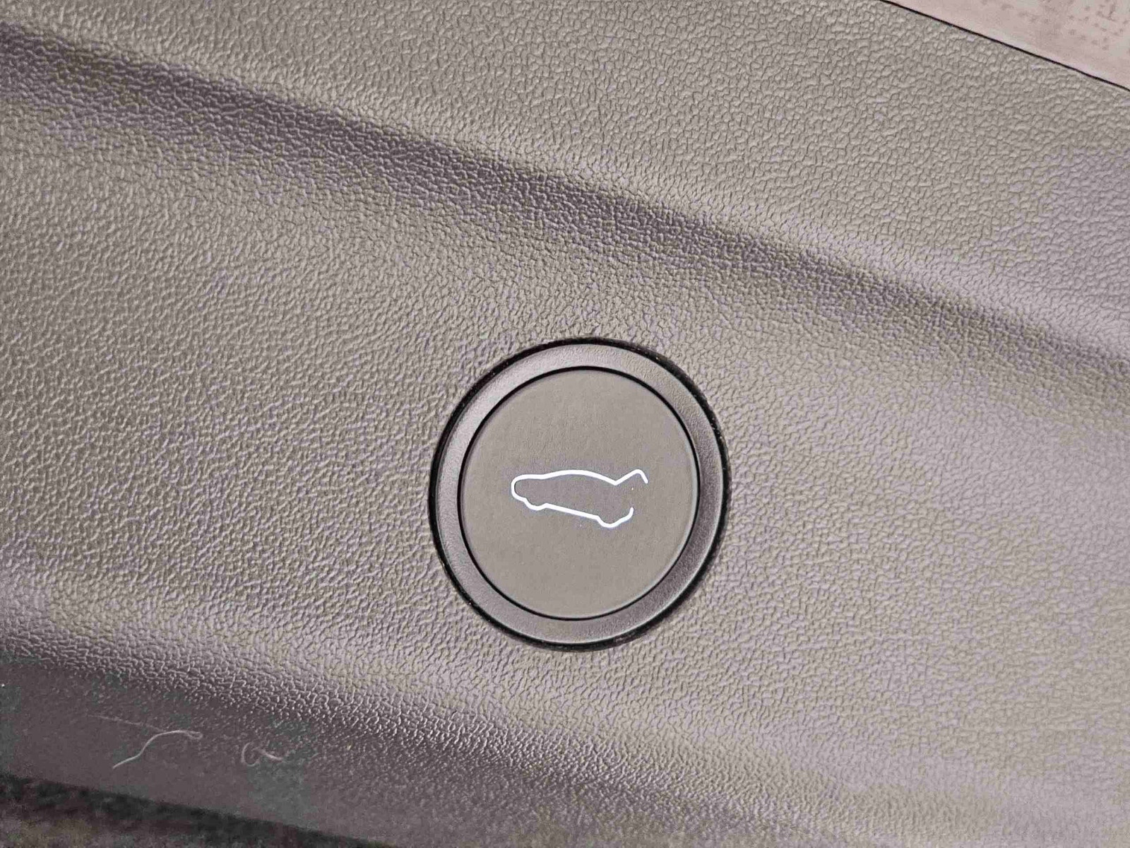 Tesla Model Y Long Range AWD, 514ps, 2024