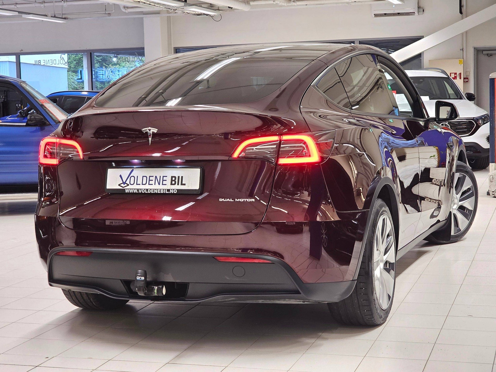 Tesla Model Y Long Range AWD, 514ps, 2024