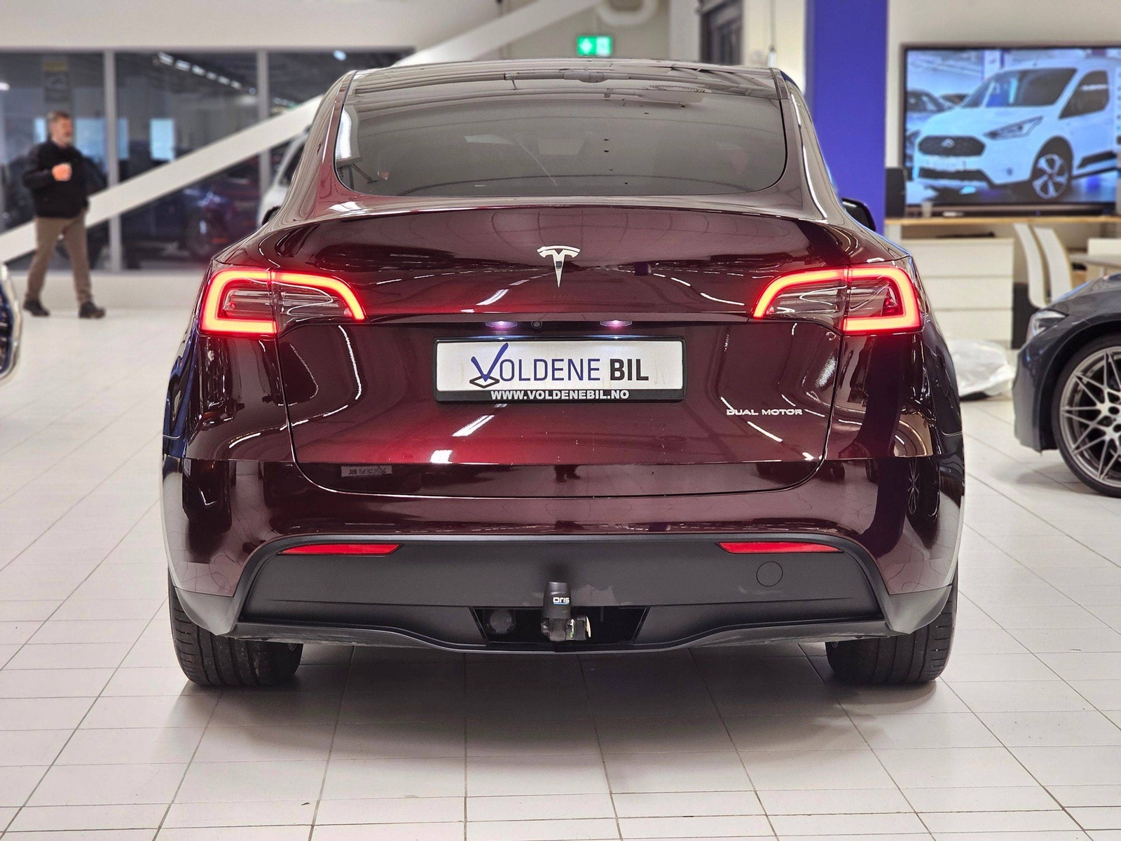 Tesla Model Y Long Range AWD, 514ps, 2024