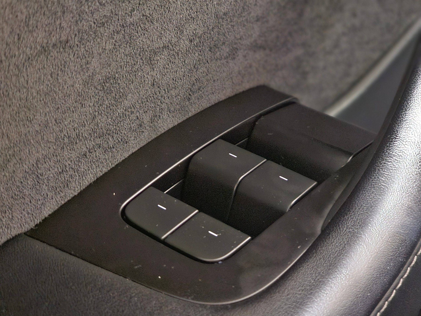 Tesla Model Y Long Range AWD, 514ps, 2024