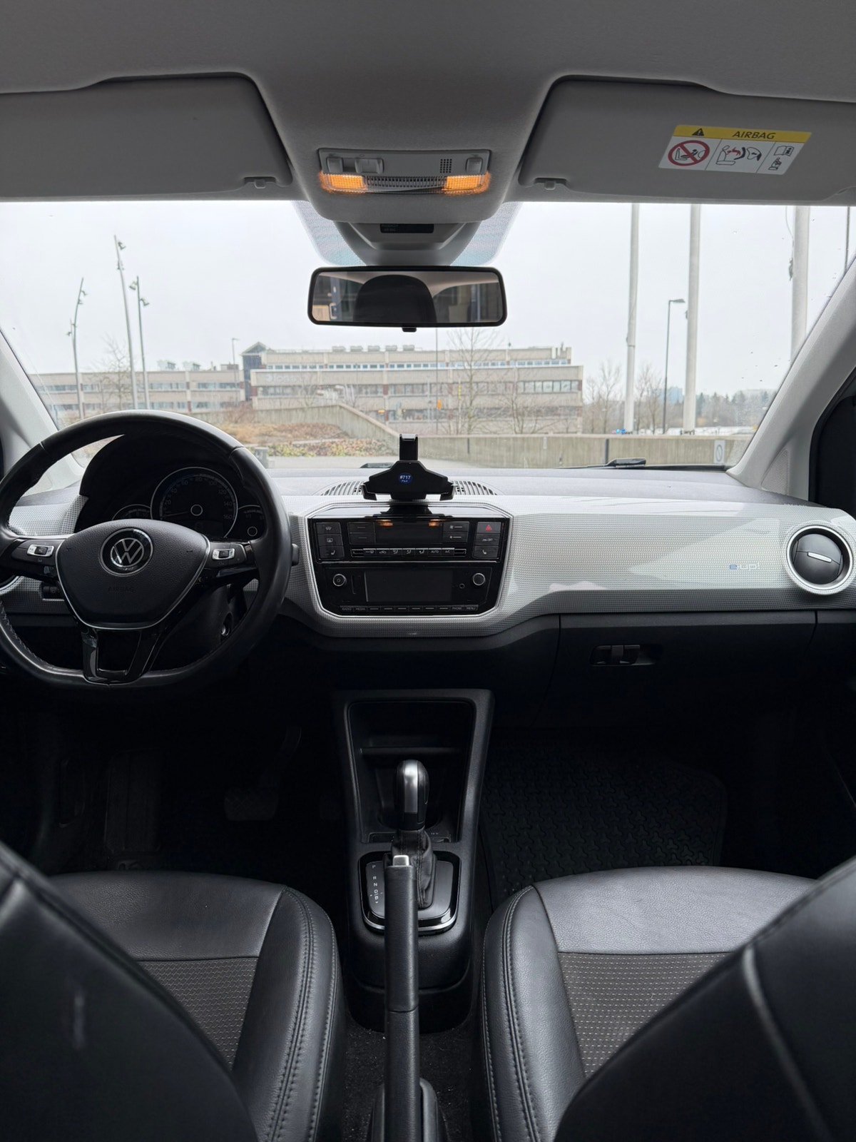 Volkswagen e-up!, 83ps, 2020