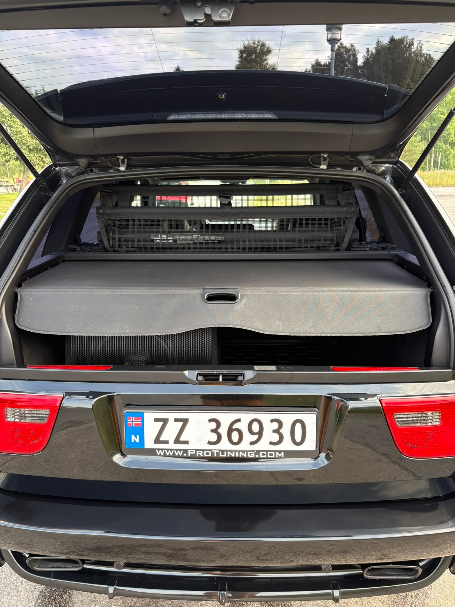 BMW X5 4.8is Automatic, 360hp, 2005