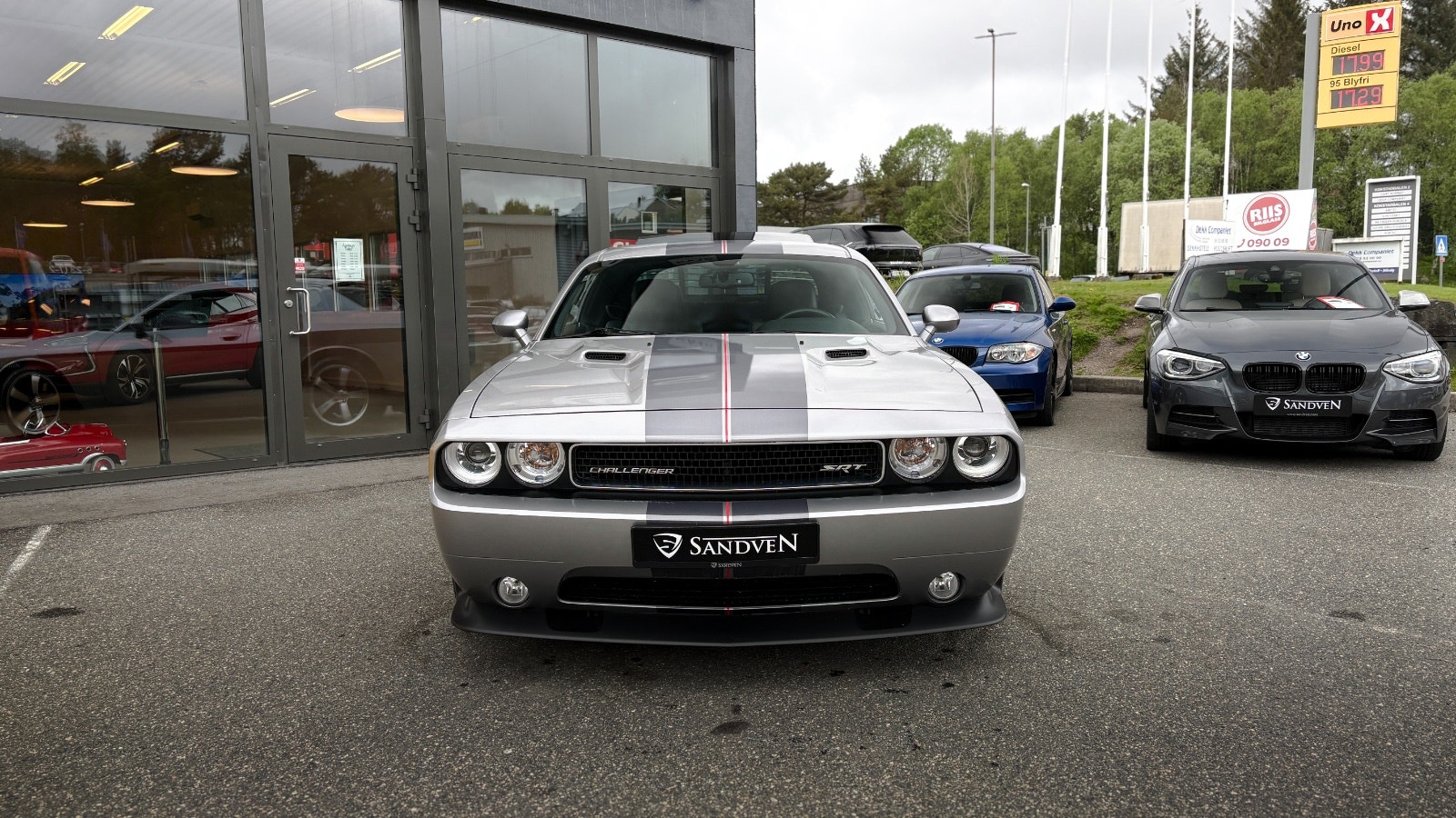 Dodge Challenger 6.4 V8 HEMI Automatic, 476hp, 2011