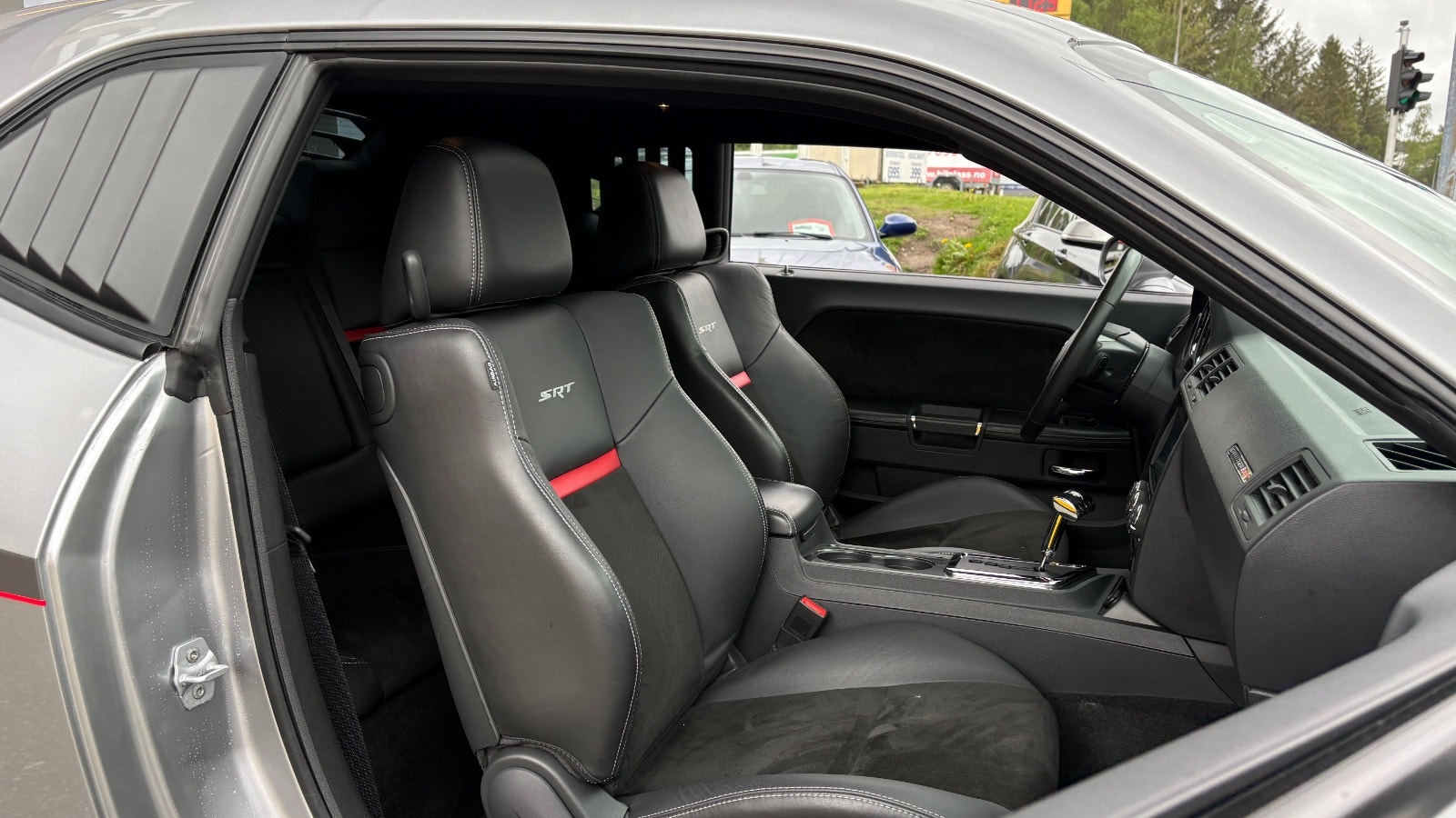 Dodge Challenger 6.4 V8 HEMI Automatic, 476hp, 2011