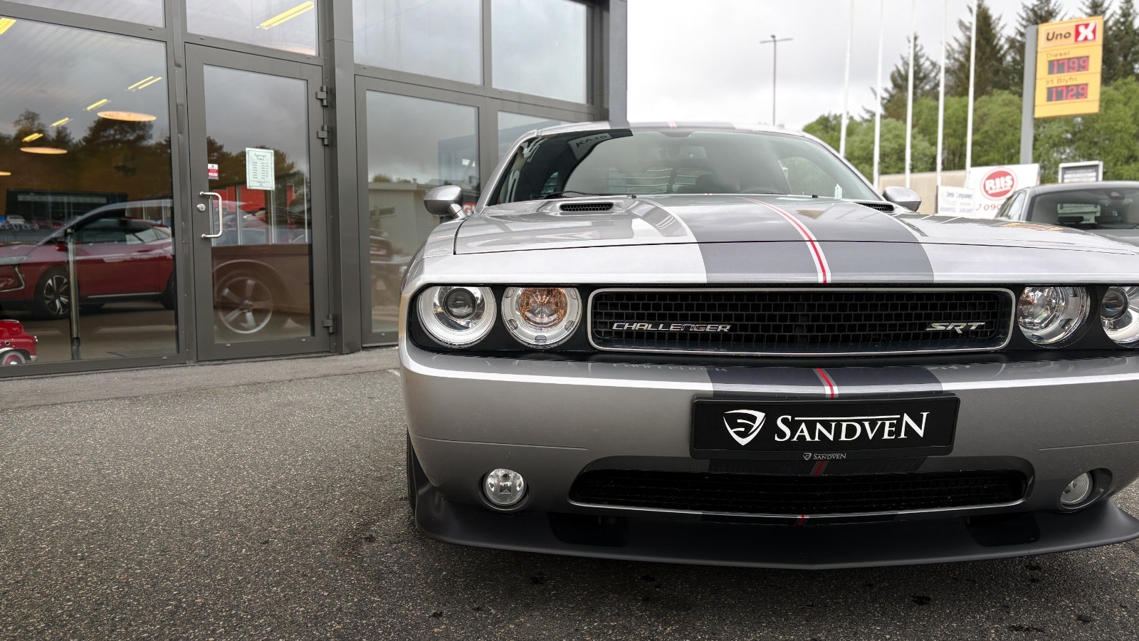 Dodge Challenger 6.4 V8 HEMI Automatic, 476hp, 2011