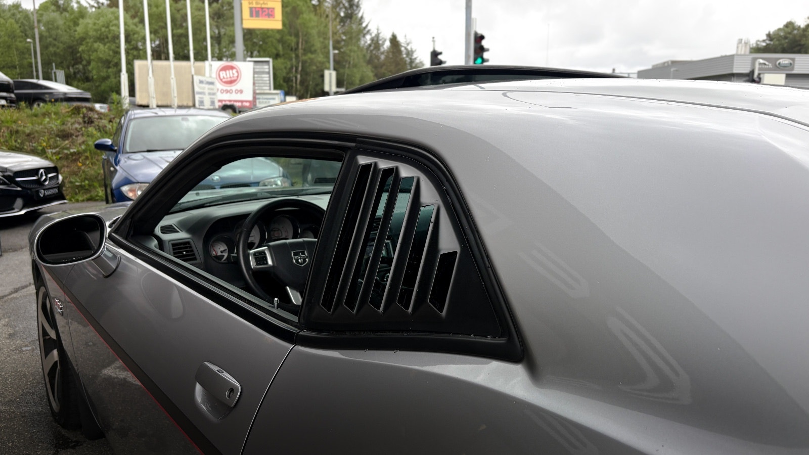 Dodge Challenger 6.4 V8 HEMI Automatic, 476hp, 2011