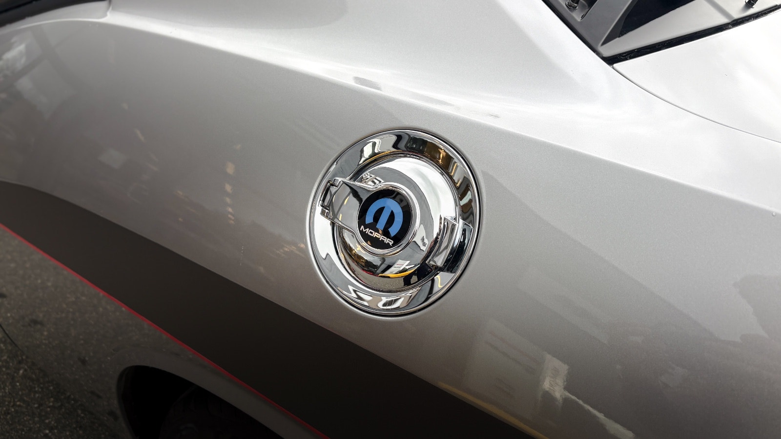 Dodge Challenger 6.4 V8 HEMI Automatic, 476hp, 2011