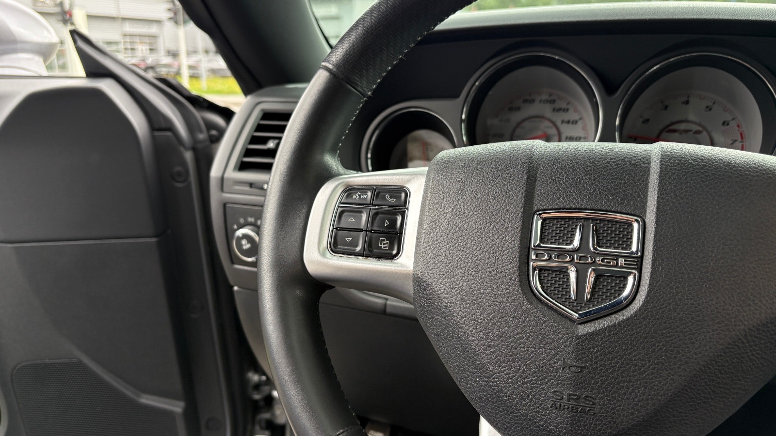 Dodge Challenger 6.4 V8 HEMI Automatic, 476hp, 2011