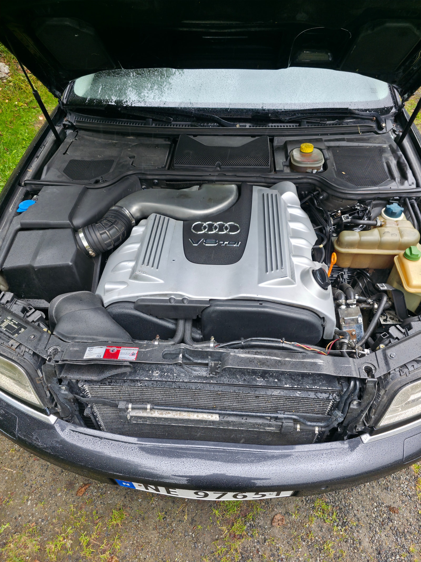 Audi A8 3.3 TDI quattro Automatic, 5-trins, 224ps, 2001